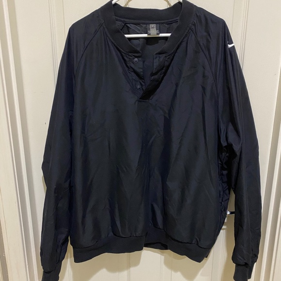 Nike Other - Nike Windbreaker Pullover Black Size Large